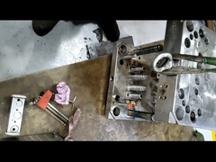 Wstrzykiwacze małe części rozwiązania plastikowe na zamówienie dla potrzeb produkcyjnych