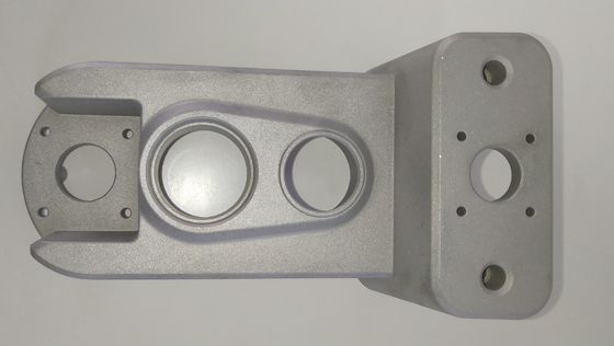 Piaskowanie Elektroforeza Części odlewane ciśnieniowo Formowanie wtryskowe ADC12 Części odlewane ze stopu aluminium