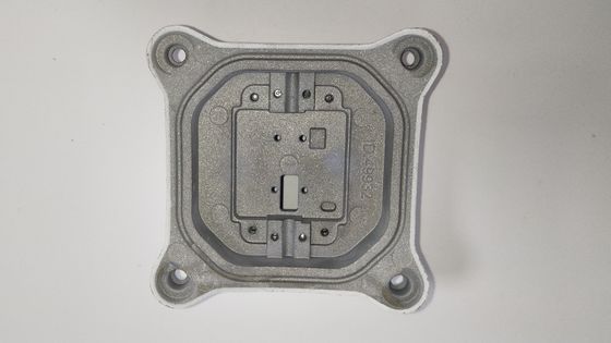 Alu ADC 12 Custom Service Forma Precyzyjne aluminiowe odlewy ciśnieniowe Powłoka PVD