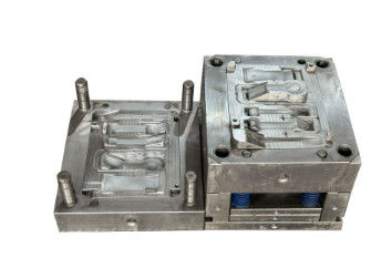 Aluminium P20 H13 Precyzyjne formowanie wtryskowe Forma z tworzywa sztucznego ABS