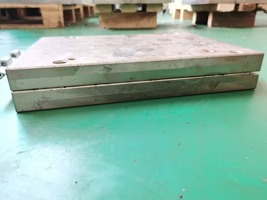 SKD61 Gumowa forma kompresyjna Silikonowa forma wtryskowa Dostosowana