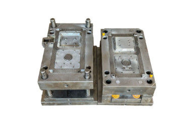 Precyzyjna forma wtryskowa OEM Sub Gate Produkty elektroniczne Formowanie wtryskowe tworzyw sztucznych
