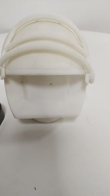 Cold Runner Oem Custom Plastic Parts Mały Kask Splicing Abs