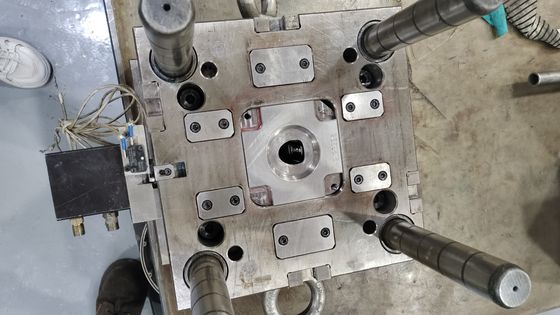 Proe EDM Precision Injection Molding Medical Applications z żywotnością 500