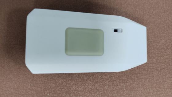 Elektroniczna personalizacja Plastikowe części formowane Wysoka precyzja Tolerancja