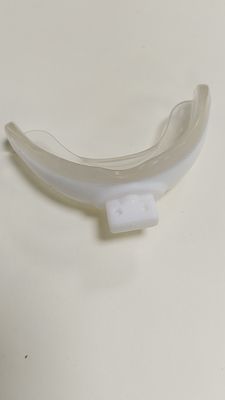 Włącza się części medyczne formowane w trybie wtryskowym ze specjalistycznego projektowania plastiku